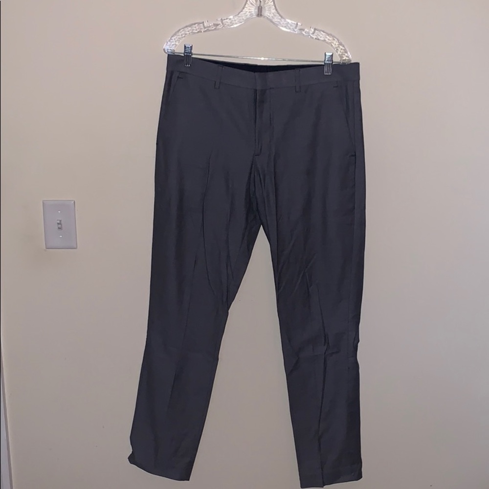 Express men’s slim dress pants size 32.